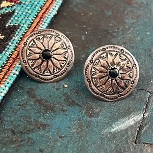 Vintage Native American Sterling Onyx Earrings